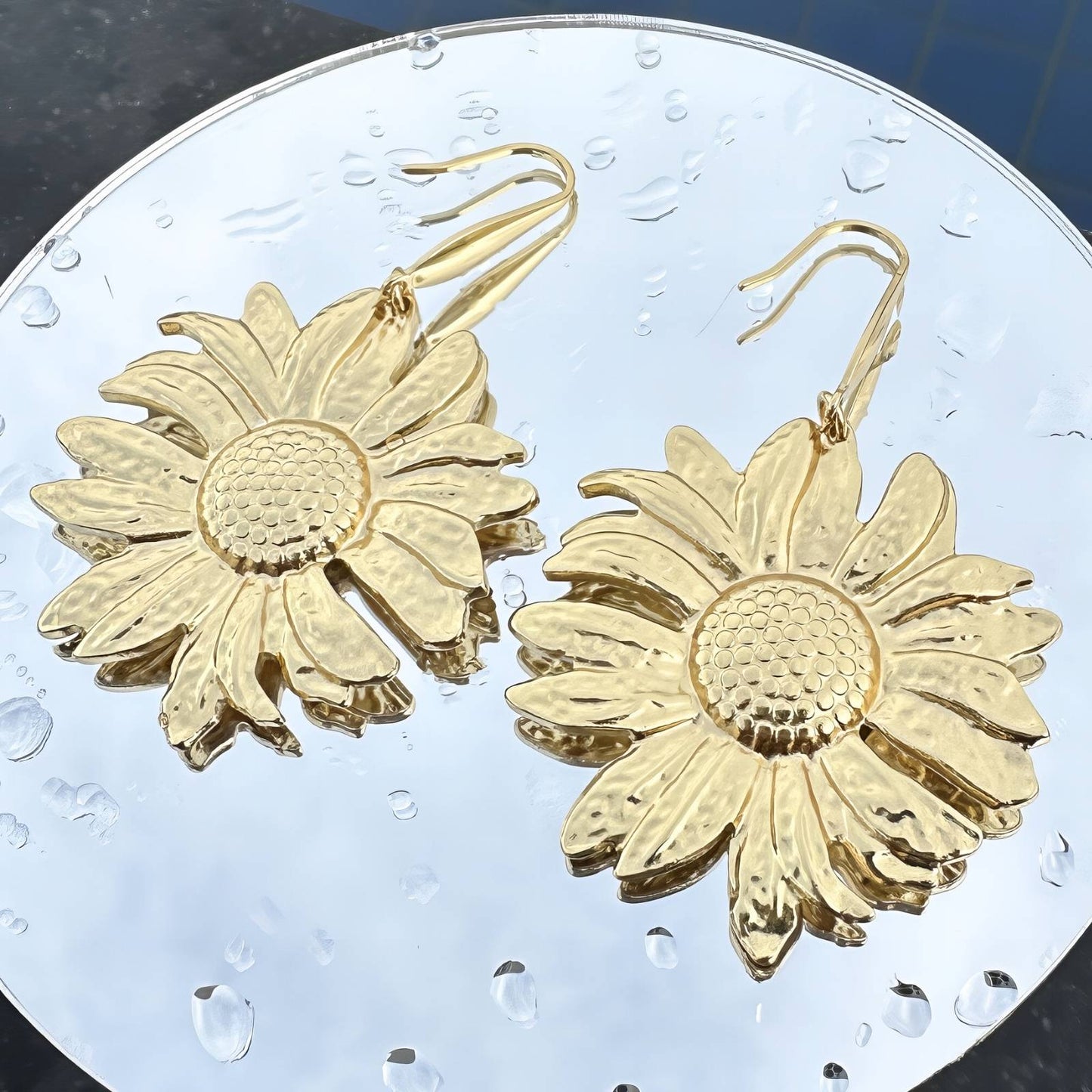 18K gold plated Stainless steel  Flowers earrings, Intensity