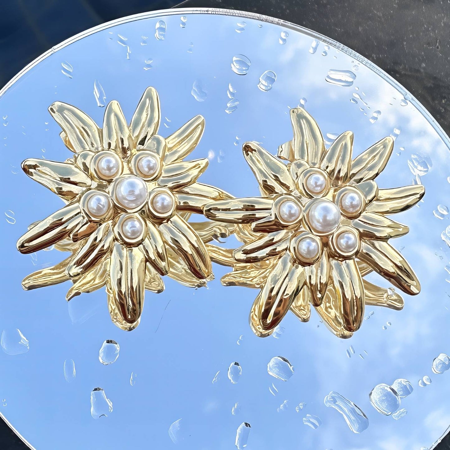 18K gold plated Stainless steel  Flowers earrings, Intensity