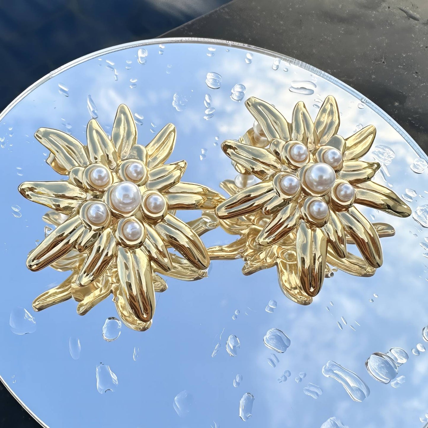 18K gold plated Stainless steel  Flowers earrings, Intensity